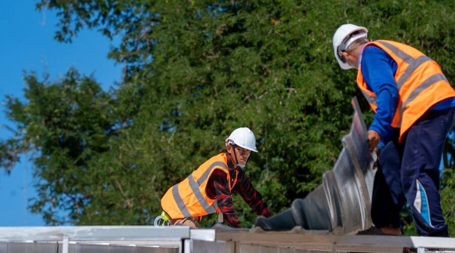 Professional new roof installation services in Honeydew, CA